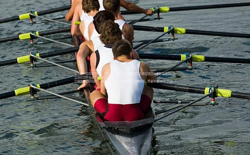 伟德BETVLCTOR1946官网百度集团可以尝试这样的标题：《足球运动员证件如何购买？购买流程及注意事项详解！》
这样的标题包含了关键词“足球运动员证件购买”，同时也突出了购买流程和注意事项，符合百